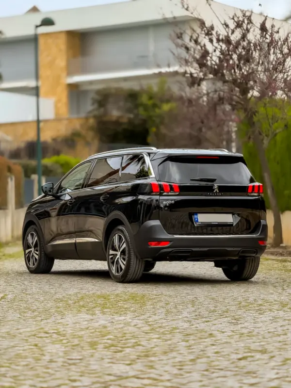 Peugeot 5008 1.5 BlueHDi GT Line EAT8 5