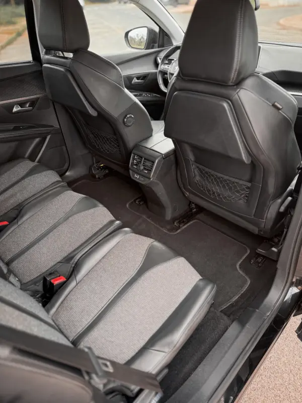 Peugeot 5008 1.5 BlueHDi GT Line EAT8 10