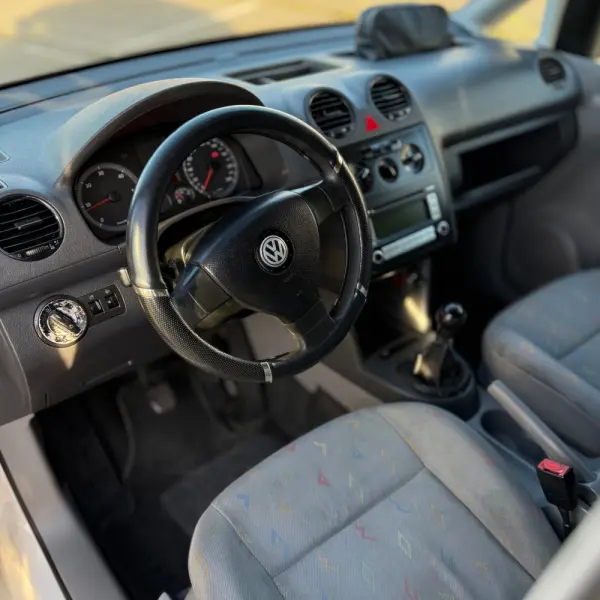 Volkswagen Caddy 1.9 TDi Life 5L 8