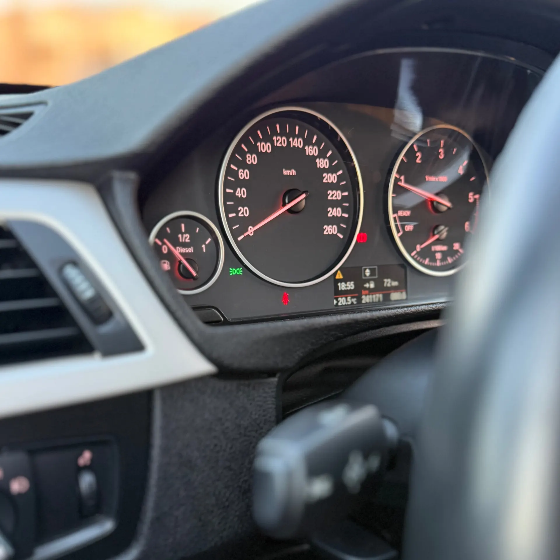 BMW 318 d Touring Line Modern 7