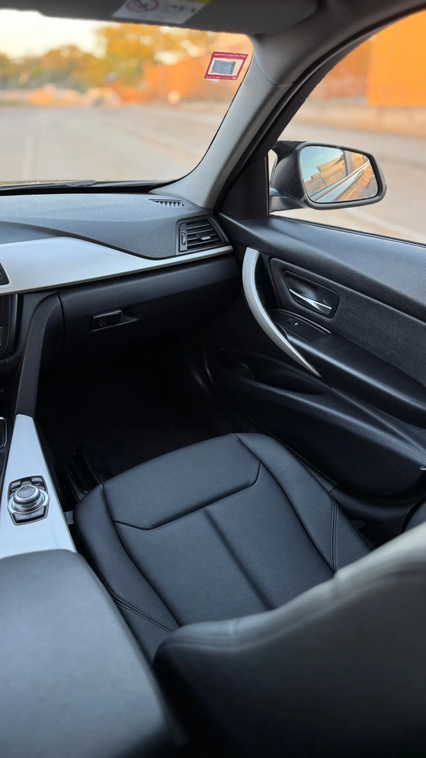 BMW 318 d Touring Line Modern 11