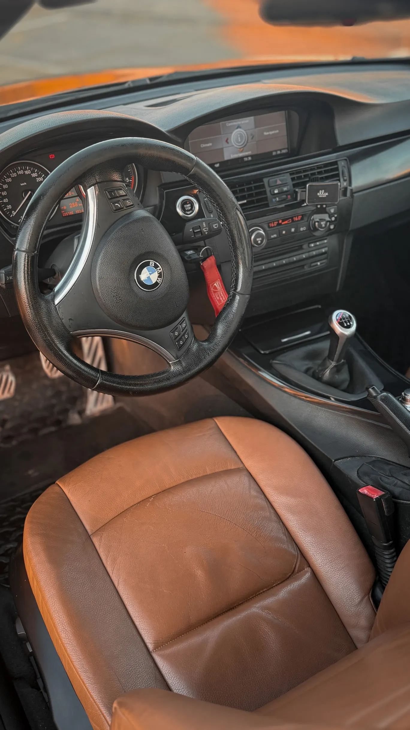 BMW 330 E93 Cabrio 10