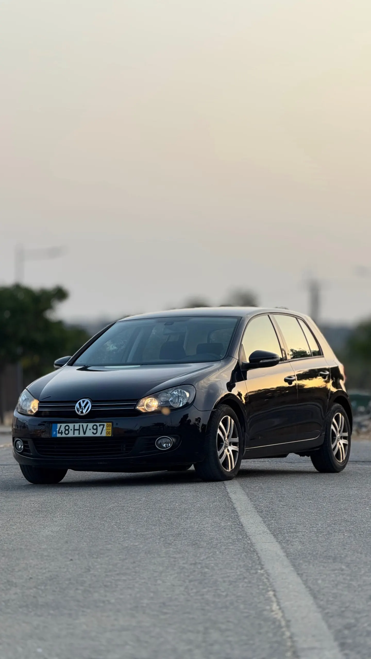 Volkswagen Golf 2.0 TDi Confortline 2
