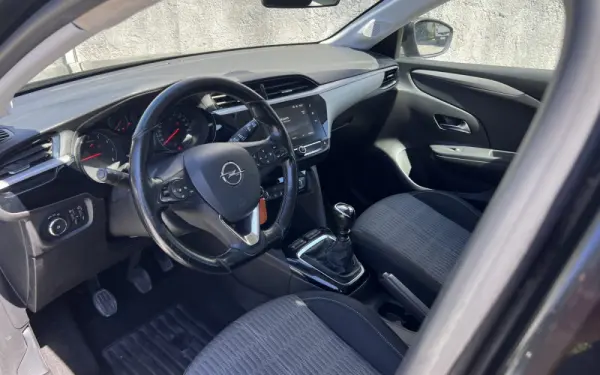 Opel Corsa 1.2 Direct Injection Turbo 9