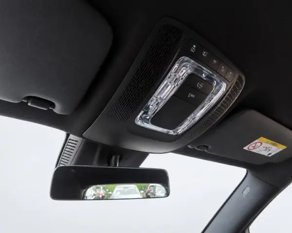 Mercedes-Benz EQA 250 13
