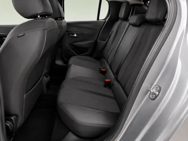 Peugeot e-208 50 kWh Active 5
