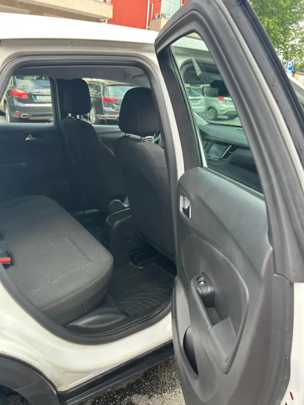 Opel Crossland X 1.5 CDTi 2020 8