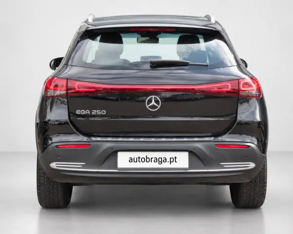 Mercedes-Benz EQA 250 3