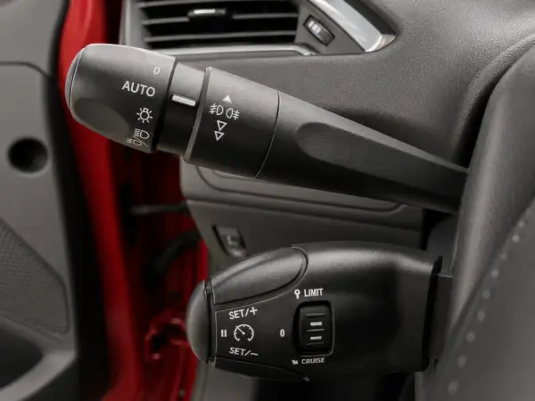 Peugeot 208 PureTech 82 Start & Stop Active 11