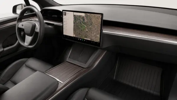 Tesla Model X 5