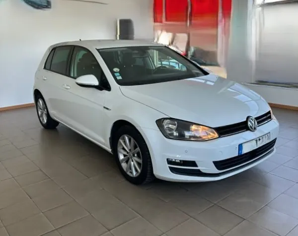 Volkswagen Golf 1.6 TDi BlueMotion Confortline 5