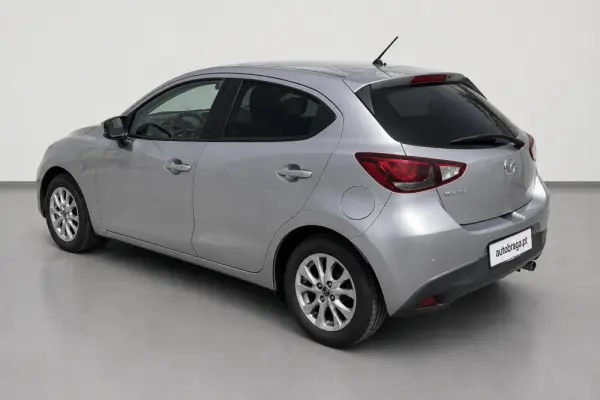 Mazda 2 Outro 3