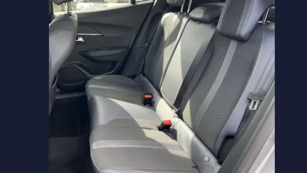 Peugeot 2008 6