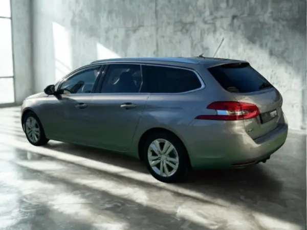Peugeot 308 SW 1.6 BlueHDi Allure 5