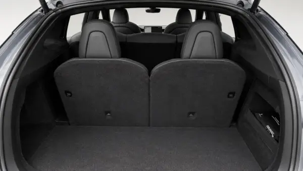Tesla Model X 9