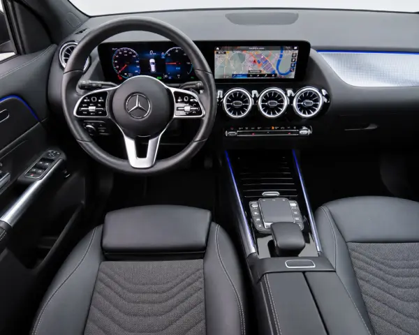 Mercedes-Benz EQA 250 6