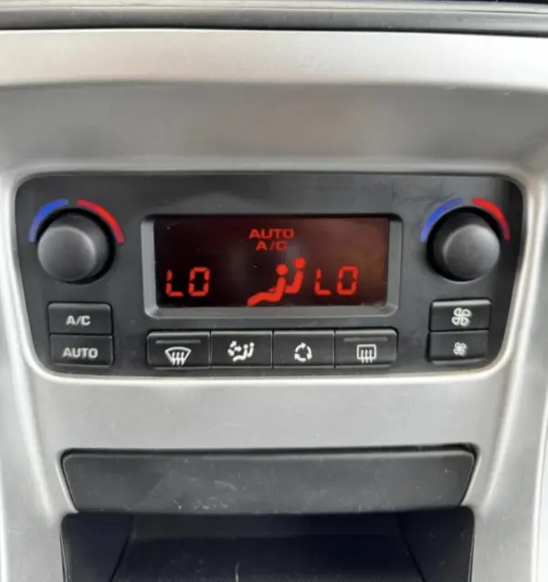 Peugeot 307 1.6 HDi Premium 14