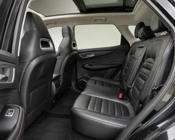 MG EHS Luxury 5
