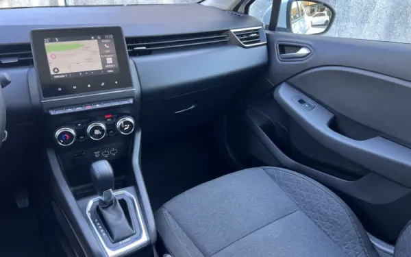 Renault Clio 1.6 E-Tech Initiale Paris 15