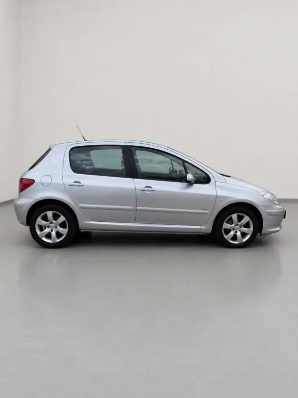 Peugeot 307 1.6 HDi Premium 5