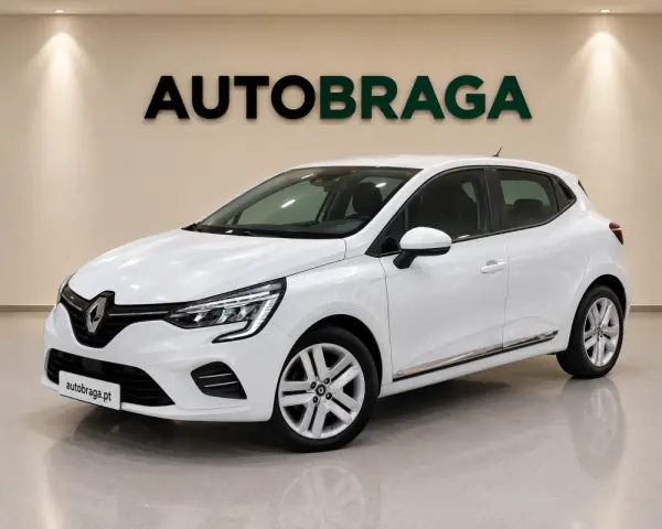 Renault Clio 1.6 E-Tech Initiale Paris 1
