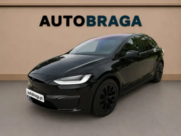 Tesla Model X 1