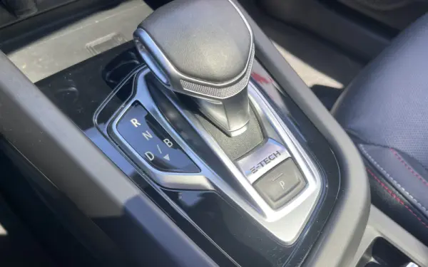 Renault Arkana 1.6 E-Tech R.S.Line 18