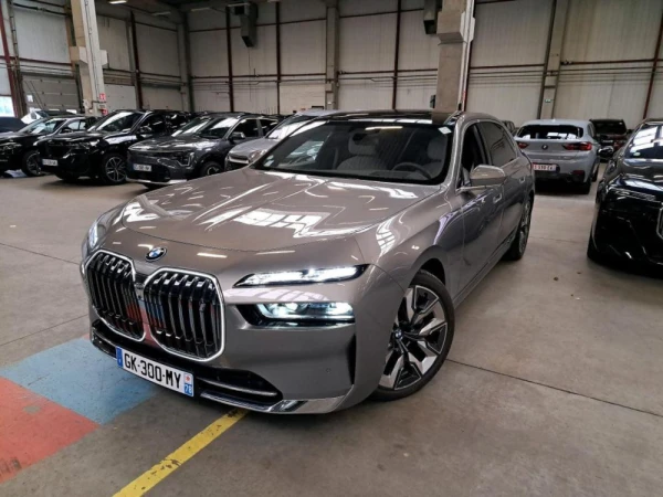 BMW i7 xDrive60 5