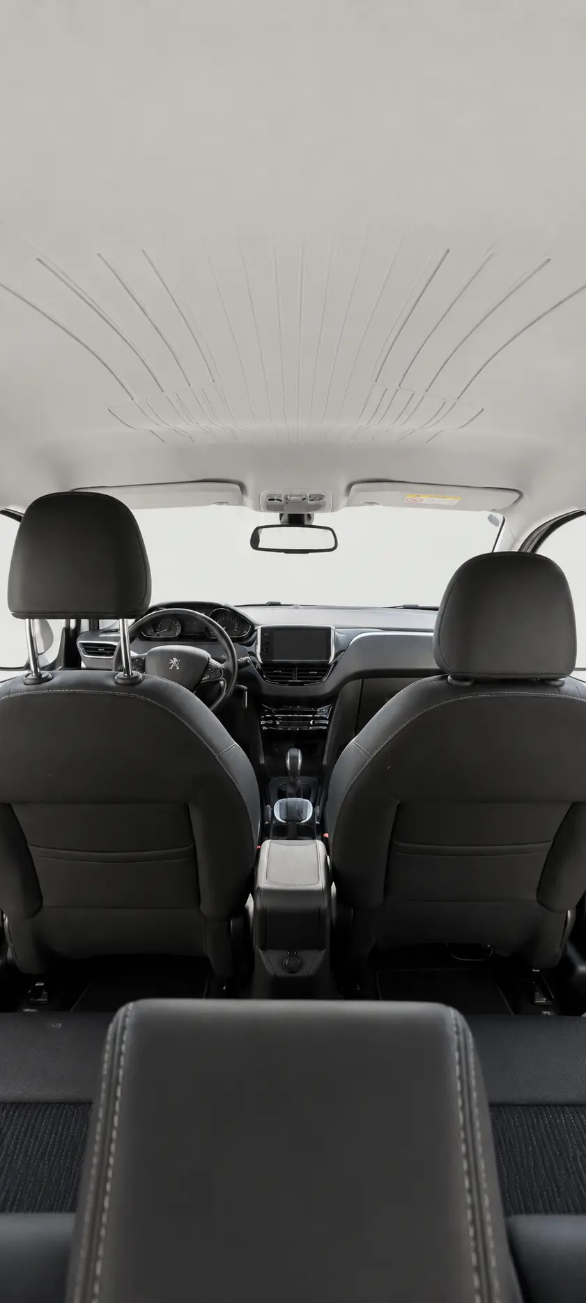 Peugeot 2008 1.2 PureTech Allure 5