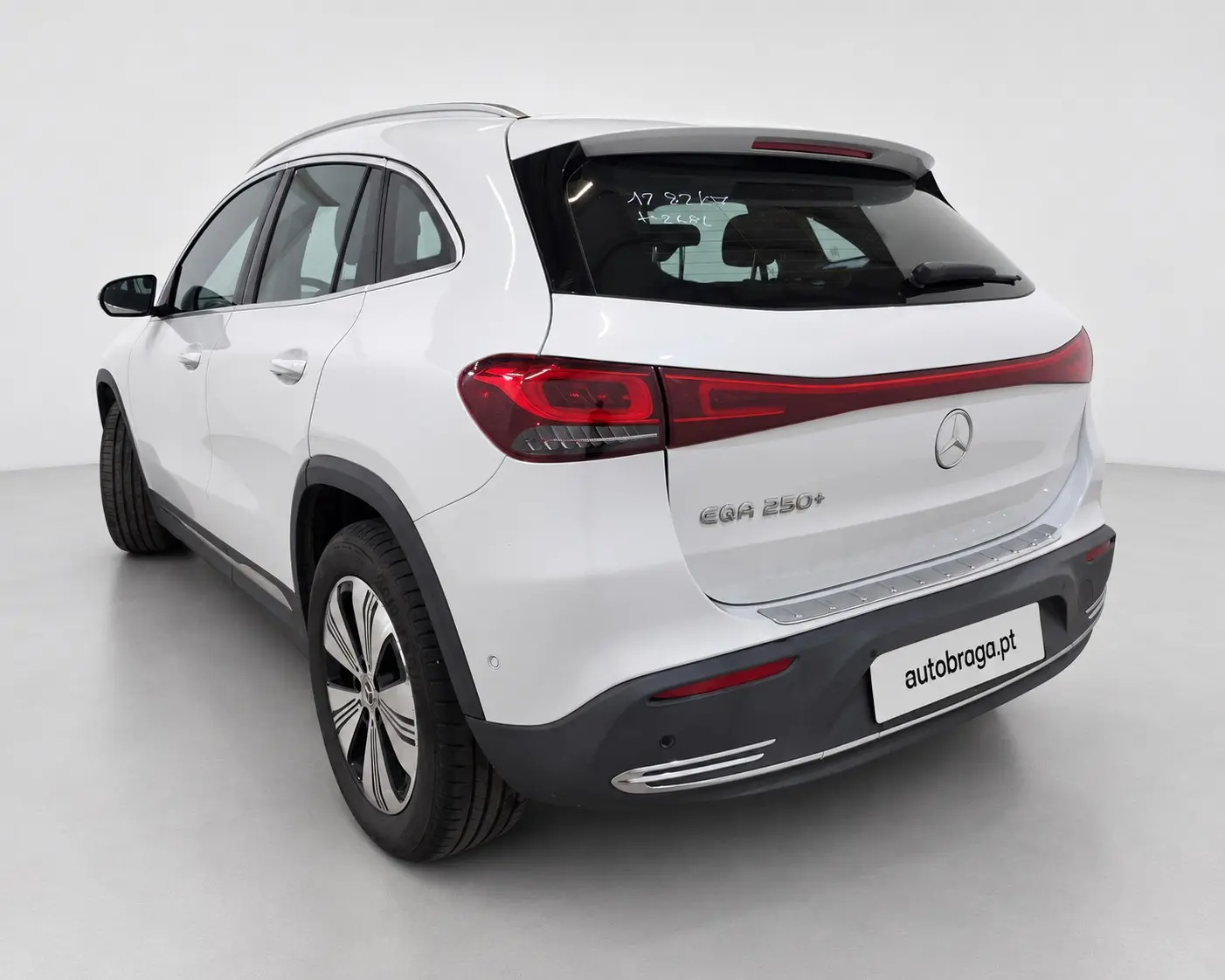 Mercedes-Benz EQA 250+ 4