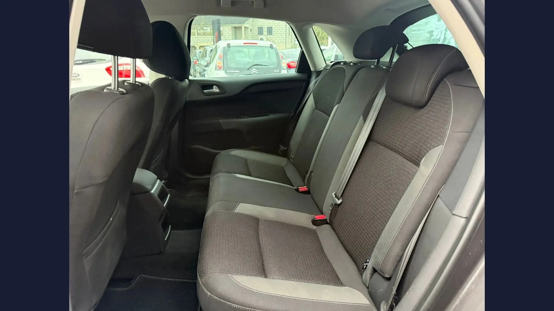 Citroen C4 1.6 e-HDi Air.Exclusive J17 100g 6