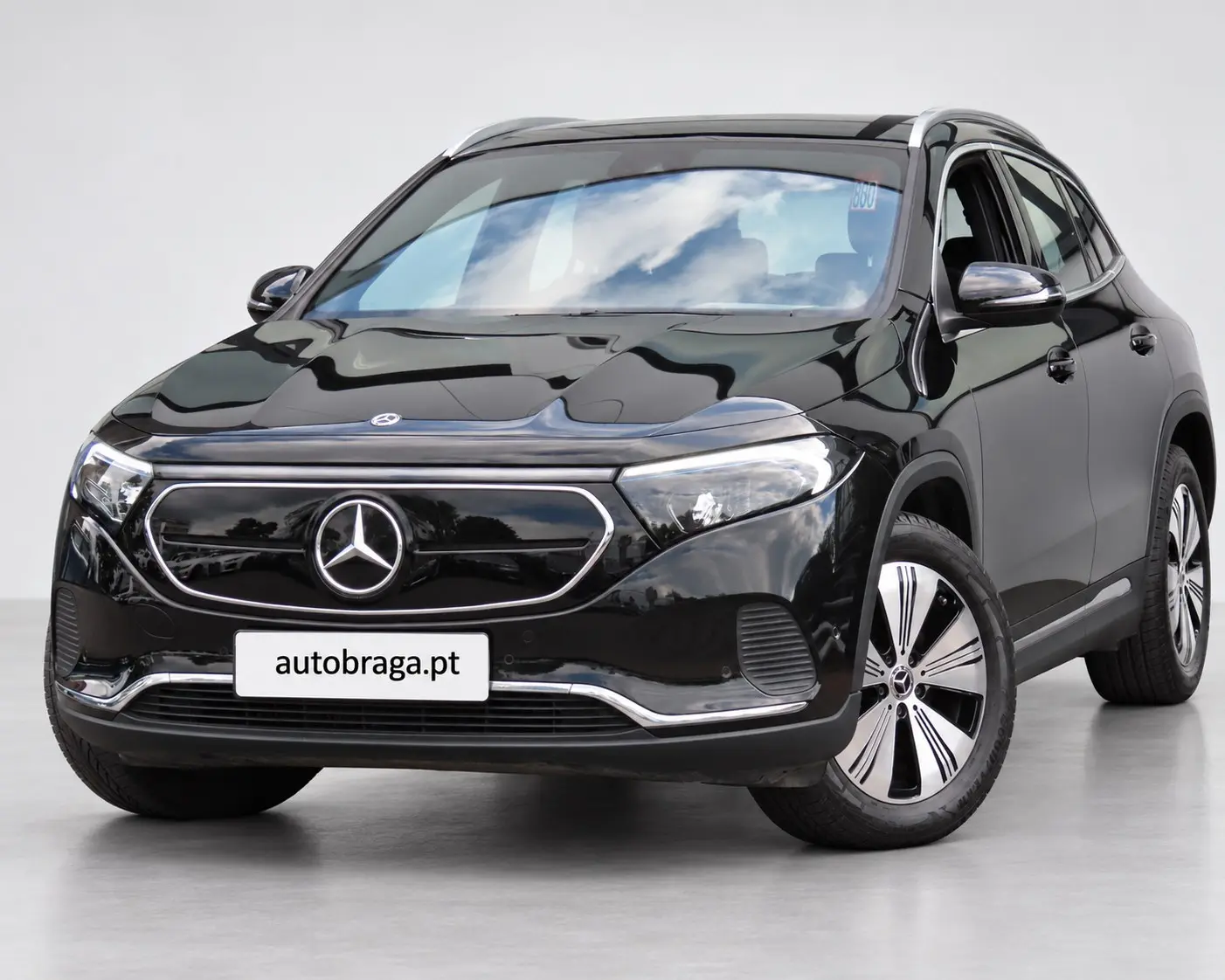 Mercedes-Benz EQA 250 1