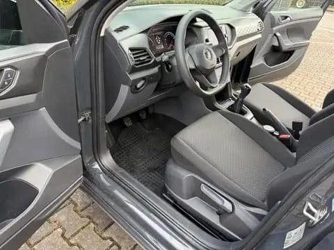 Volkswagen T-Cross 1.6 TDI Life 7