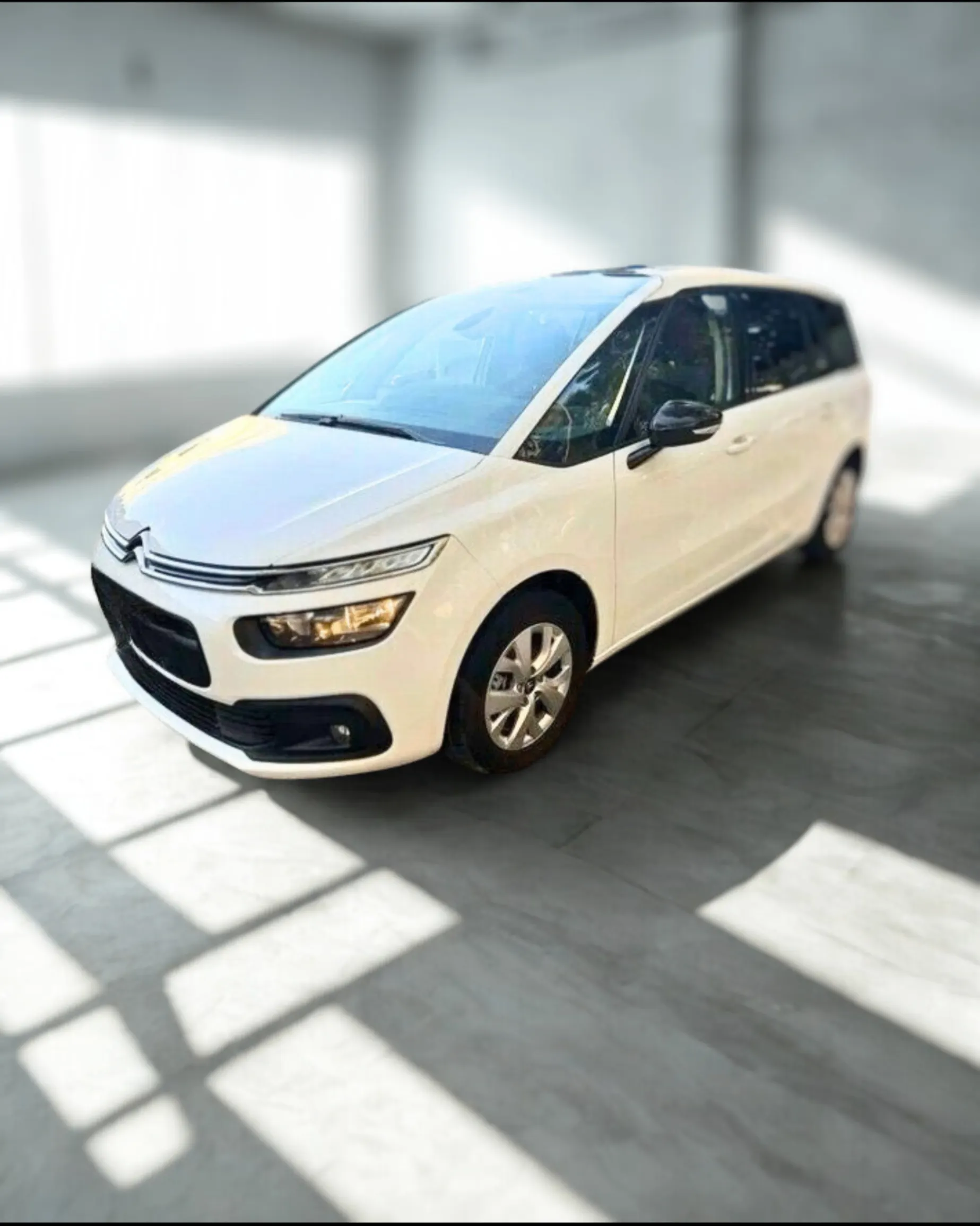 Citroën Grand C4 Spacetourer 1.5 BlueHDi C-Series EAT8 3