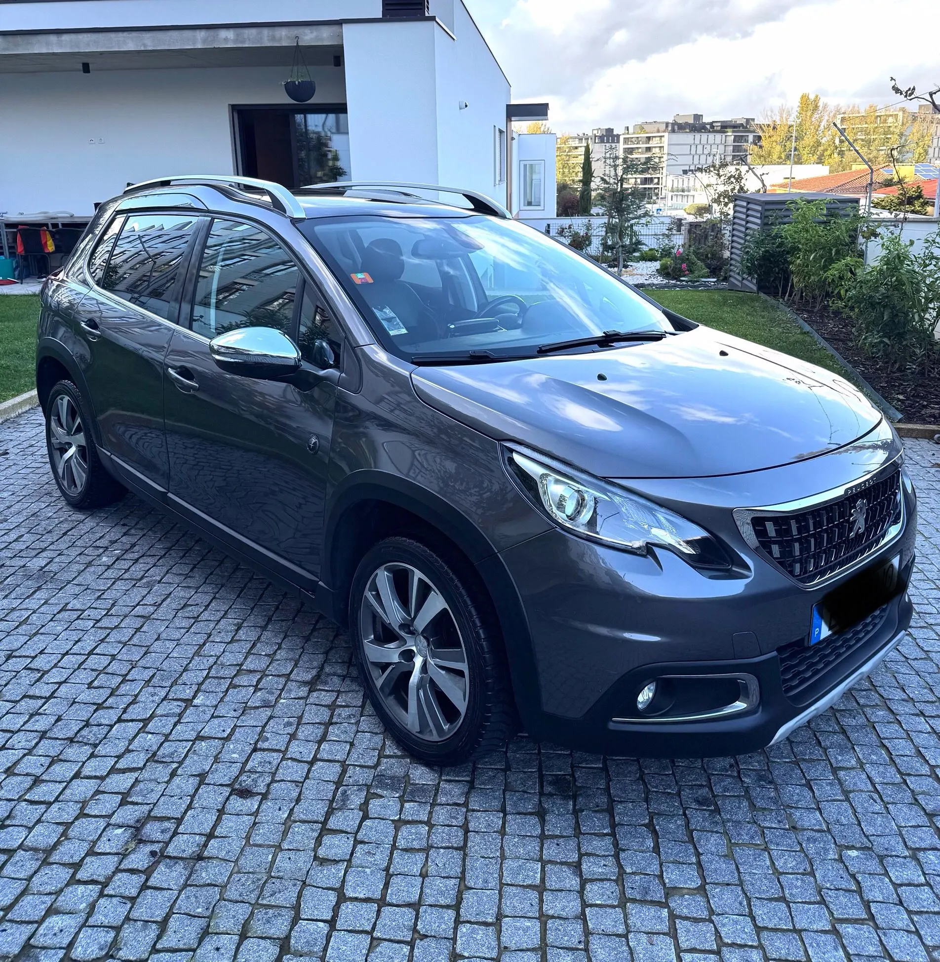 Peugeot 2008 5