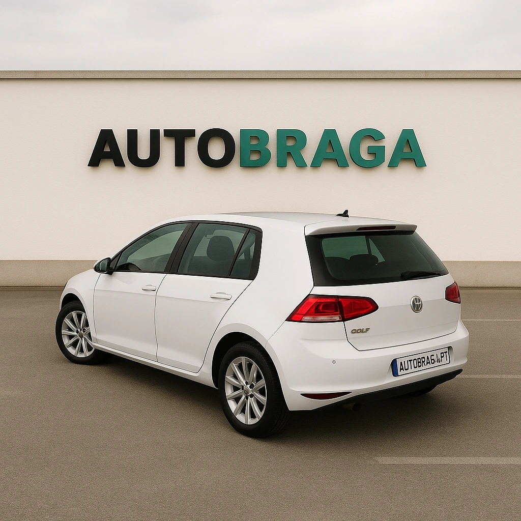 Volkswagen Golf 1.6 TDi BlueMotion Confortline 2