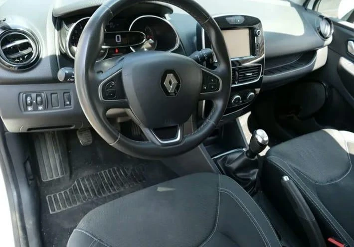Renault Clio Sport Tourer 1.5 dCi 4