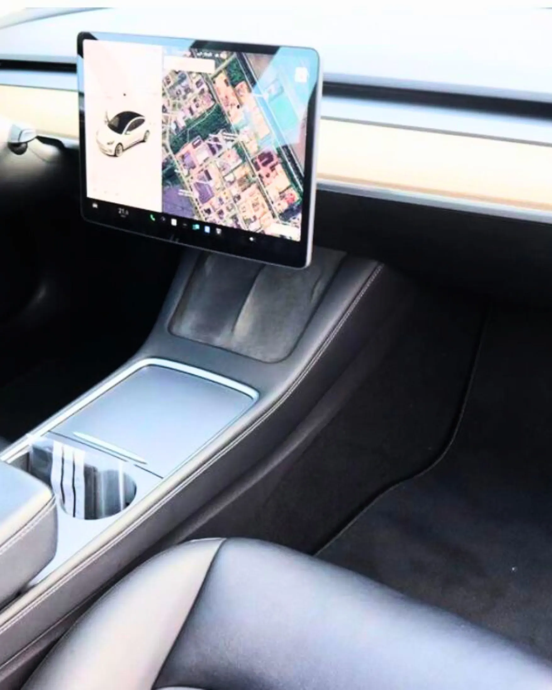 Tesla Model 3 Outro 6