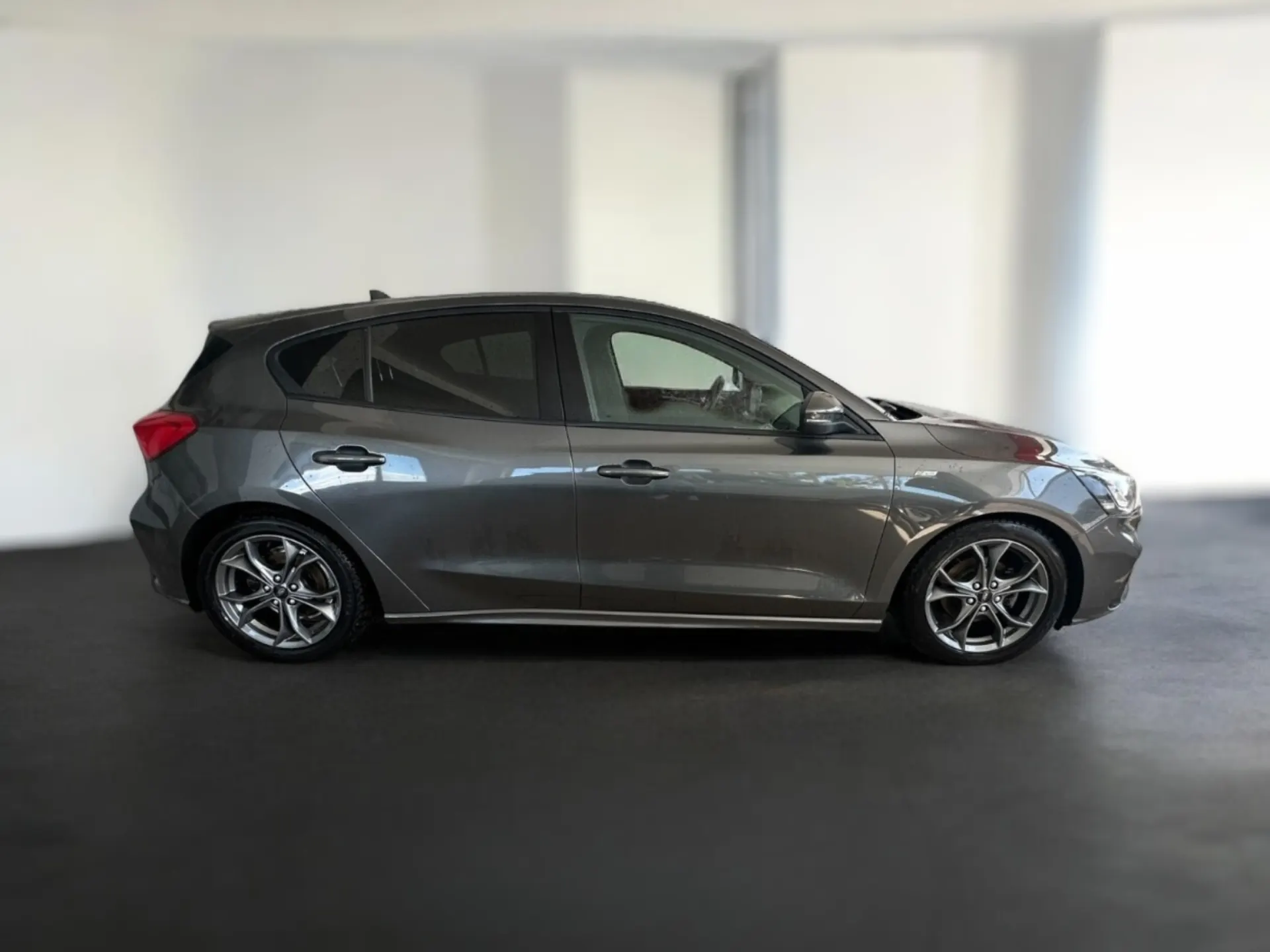 Ford Focus 1.5 TDCi EcoBlue ST-Line Aut. 4
