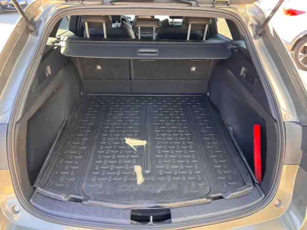 Toyota Corolla Touring Sports 1.8 Hybrid Comfort+P.Sport 10