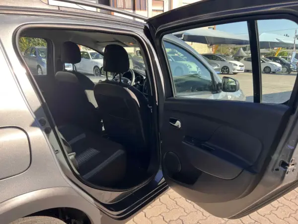 Dacia Sandero 0.9 TCe Stepway Bi-Fuel 11