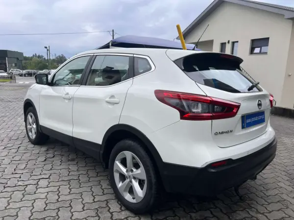 Nissan Qashqai 1.5 dCi Business Edition 4