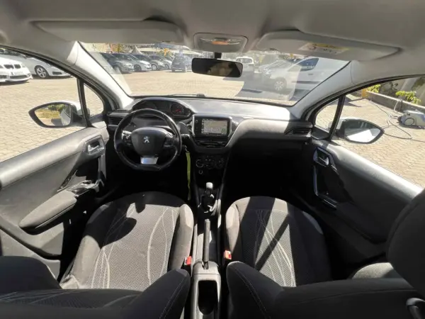Peugeot 208 1.4 HDi Active 8