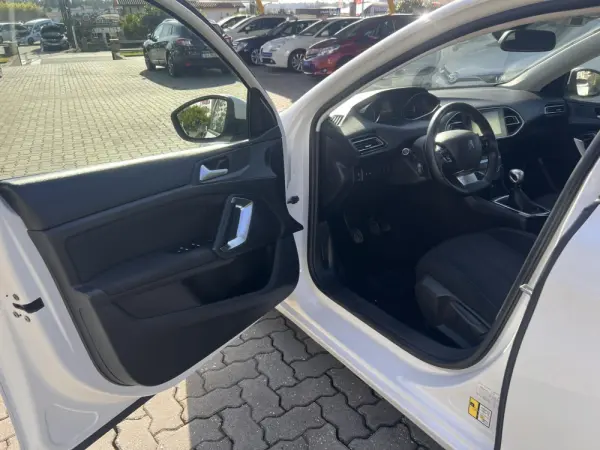 Peugeot 308 1.6 BlueHDi Active J17 5