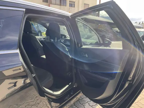 Peugeot 308 SW 1.6 BlueHDi GT Line 11