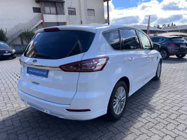 Ford S-Max 2.0 TDCi Trend 4