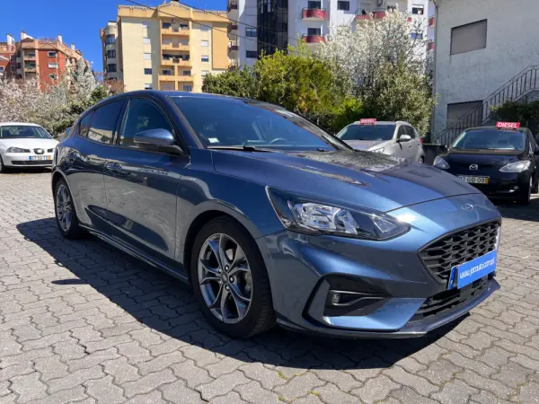 Ford Focus 1.5 TDCi ECOBlue ST-Line Aut. 2