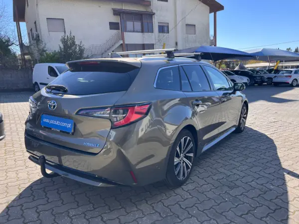 Toyota Corolla Touring Sports 1.8 Hybrid Comfort+P.Sport 4