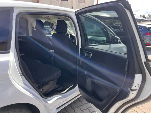Ford S-Max 2.0 TDCi Trend 12