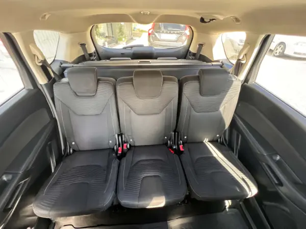 Ford S-Max 2.0 TDCi Trend 9